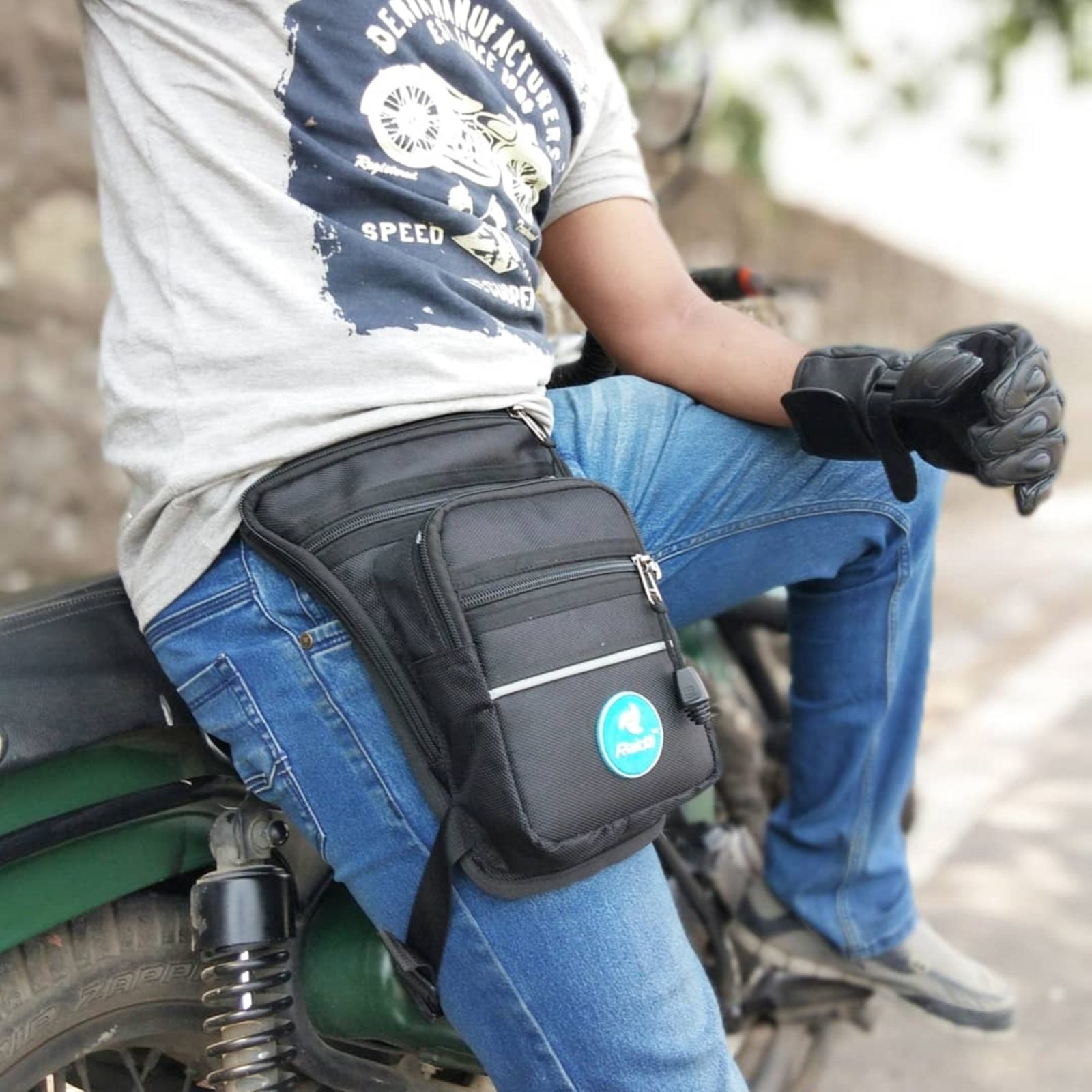 RAIDA MOTORCYCLE THIGH BAG - Premium  from Raida - Just Rs. 999! Shop now at Sparewick
