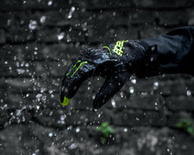 Load image into Gallery viewer, Raida AqDry Waterproof Gloves/ Black
